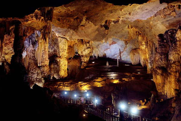 Day Tour Phong Nha Cave