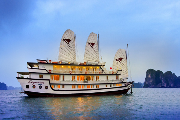 Halong Bay Tours Signature Cruise