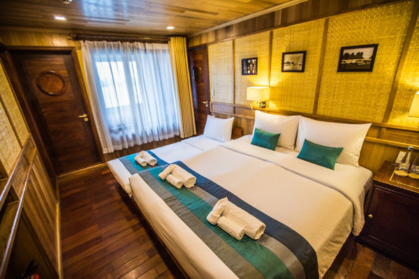 Tour Halong Bay Bhaya Classic Cruise