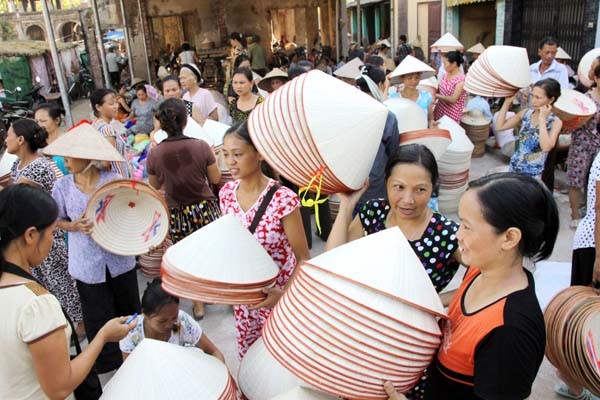 chuong hat village