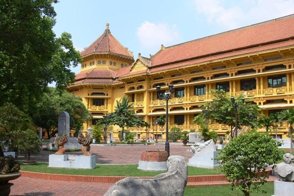 travel vietnam history museum