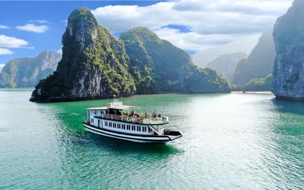 Private Day Tour Halong Bay With A Private Boat